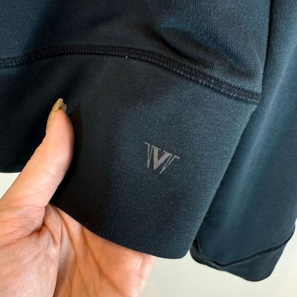 NWOT IVL Ivory Lane Collective Black Puffed IVL Logo Crewneck Sweatshirt Women's - Picture 5 of 10